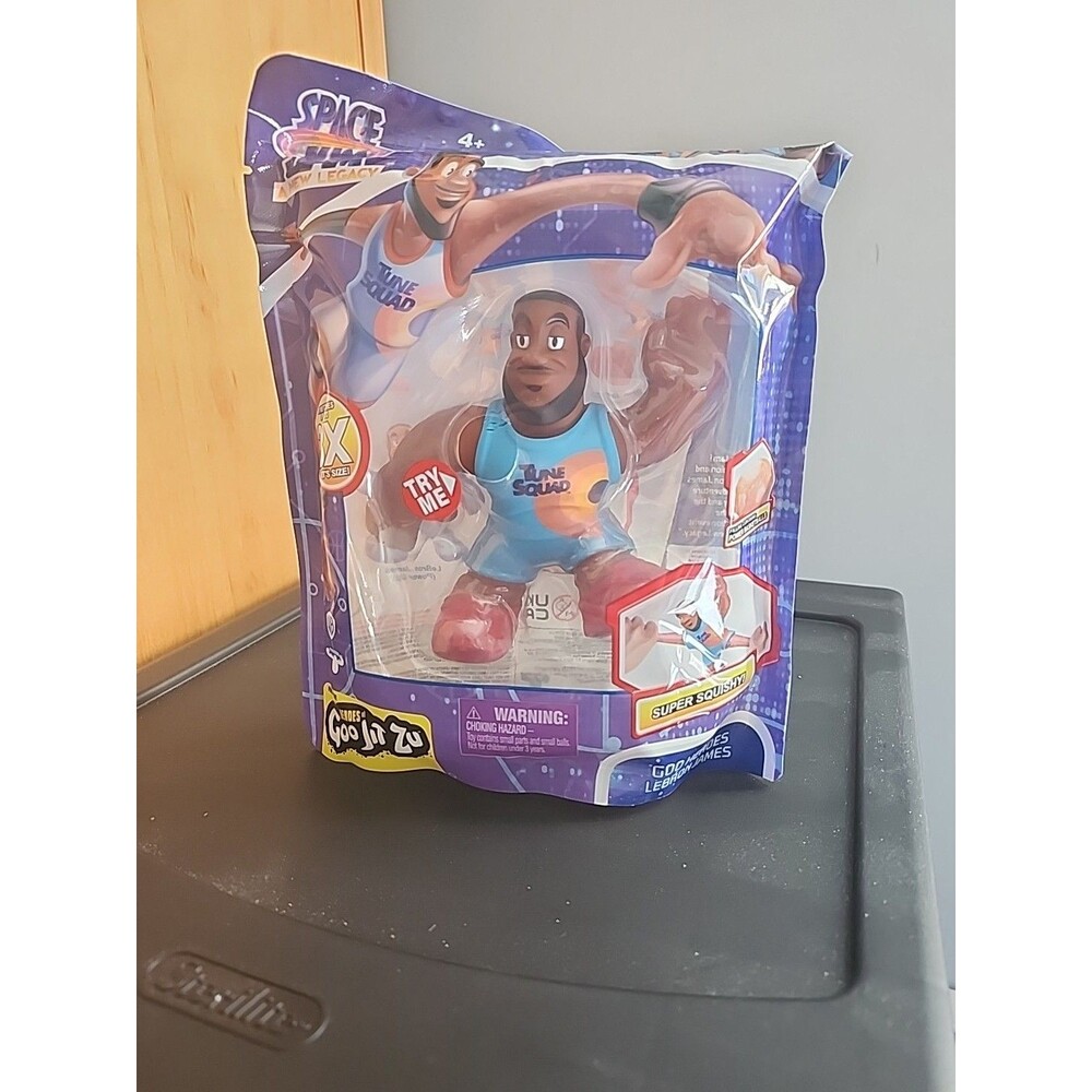 Moose Toys Heroes of Goo JIT Zu Space Jam: A New Lagacy - Lebron James 5" Action